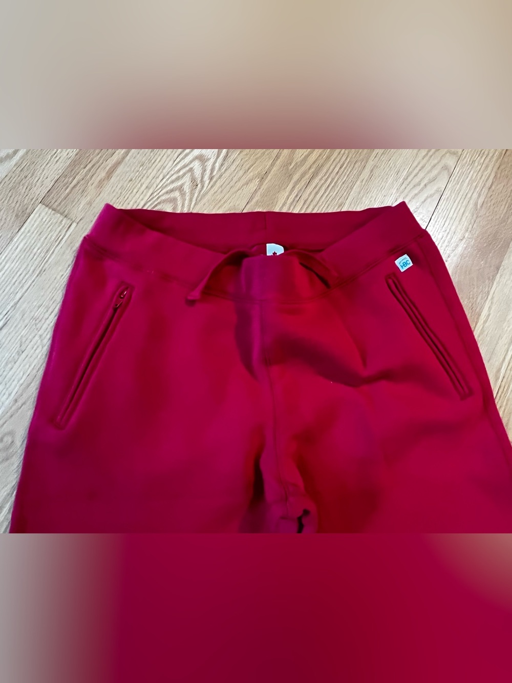 NWOT - Team Canada Olympic Jogging pants by HBC, Women’s size M - Picture 8 of 14